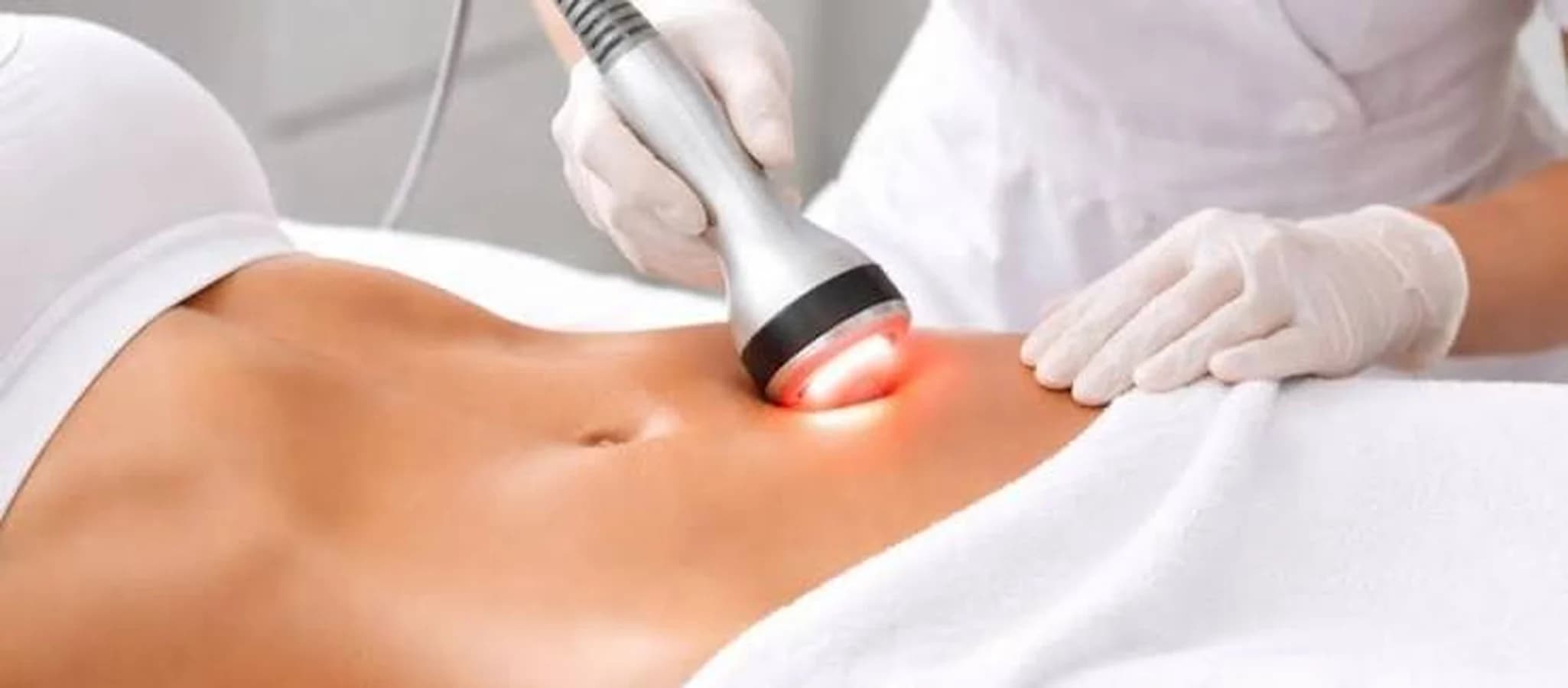 Body radiofrequency session at Cambria Clinic